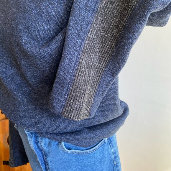 Van Heusen Small Navy Grey Knit Sweater Long Sleeve Fleece Hiking Outdoor Winter - Picture 8 of 10